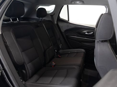 Used 2022 GMC Terrain SLE FWD image 21