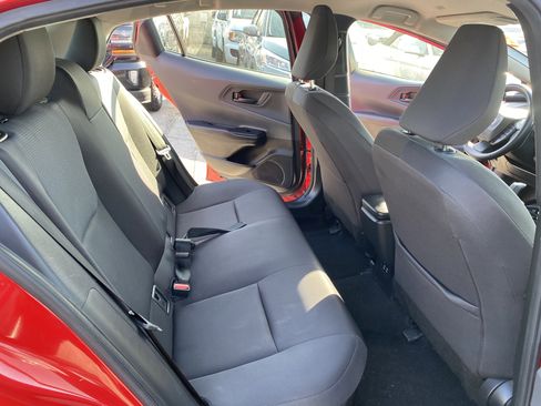 Used 2024 Toyota Prius LE FWD image 21