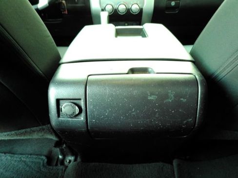 Used 2016 Toyota Tundra SR5 w/ TRD Off Road Package image 21