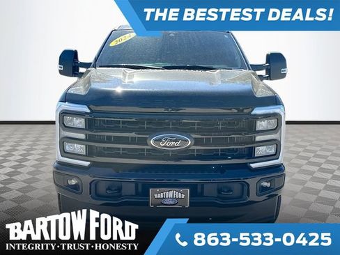 Certified 2024 Ford F250 Lariat w/ Black Appearance Package image 2