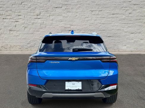 Used 2025 Chevrolet Equinox EV LT FWD image 4