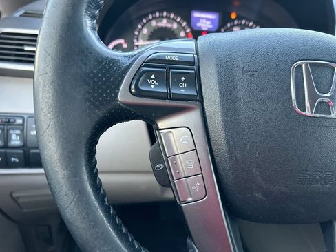 Used 2014 Honda Odyssey Touring Elite image 17