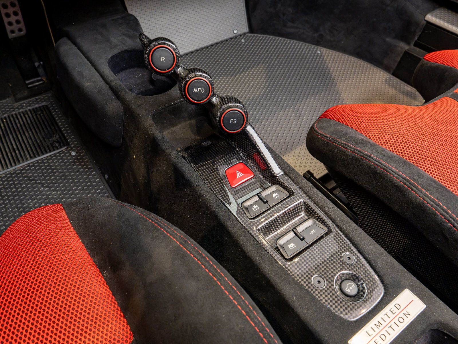 Used 2015 Ferrari 458 Speciale A RWD image 15