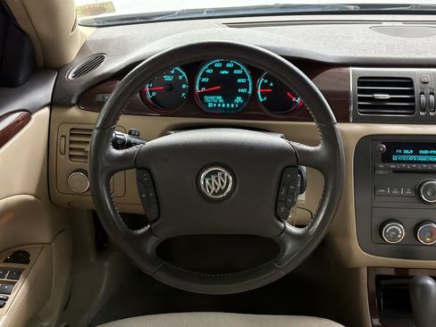 Used 2011 Buick Lucerne CX FWD image 11