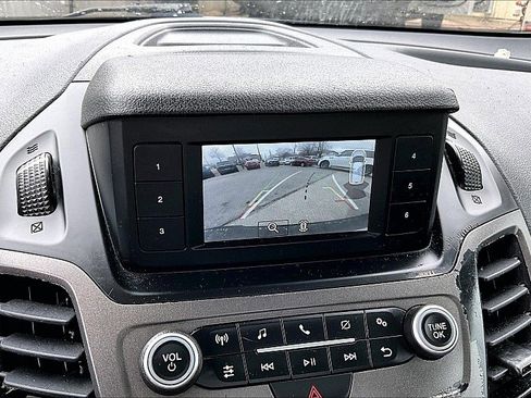 Used 2022 Ford Transit Connect XL image 19