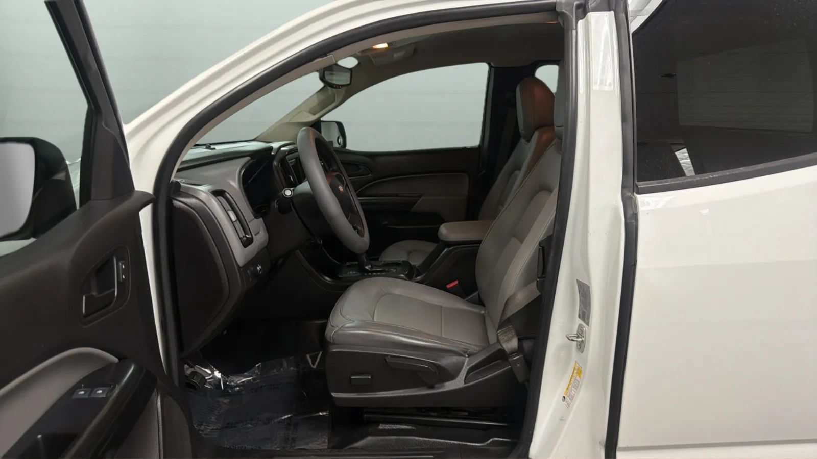 Used 2019 Chevrolet Colorado W/T w/ WT Convenience Package RWD image 20