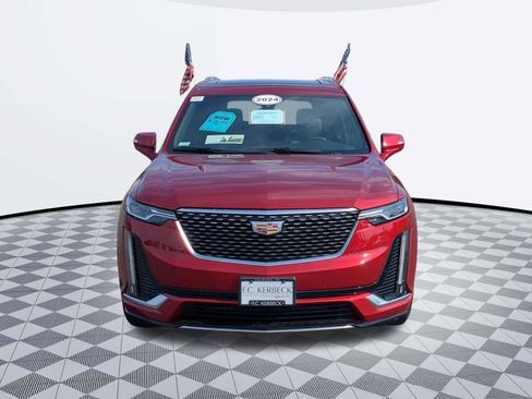 Certified 2024 Cadillac XT6 Luxury FWD image 3