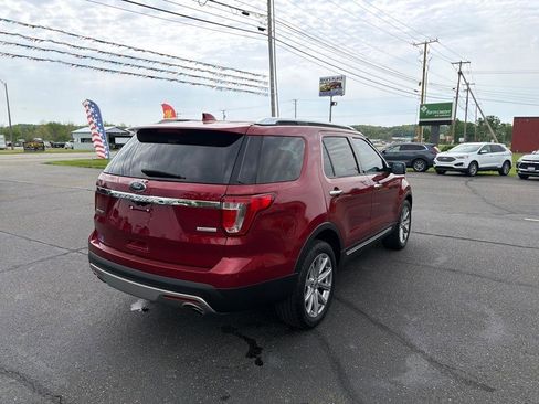 Used 2017 Ford Explorer Limited FWD image 5