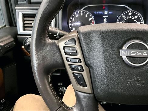 Used 2024 Nissan Titan Platinum Reserve w/ Moonroof Package AWD/4WD image 19