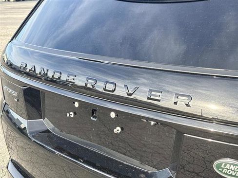 Used 2022 Land Rover Range Rover Sport HSE Silver Edition image 7