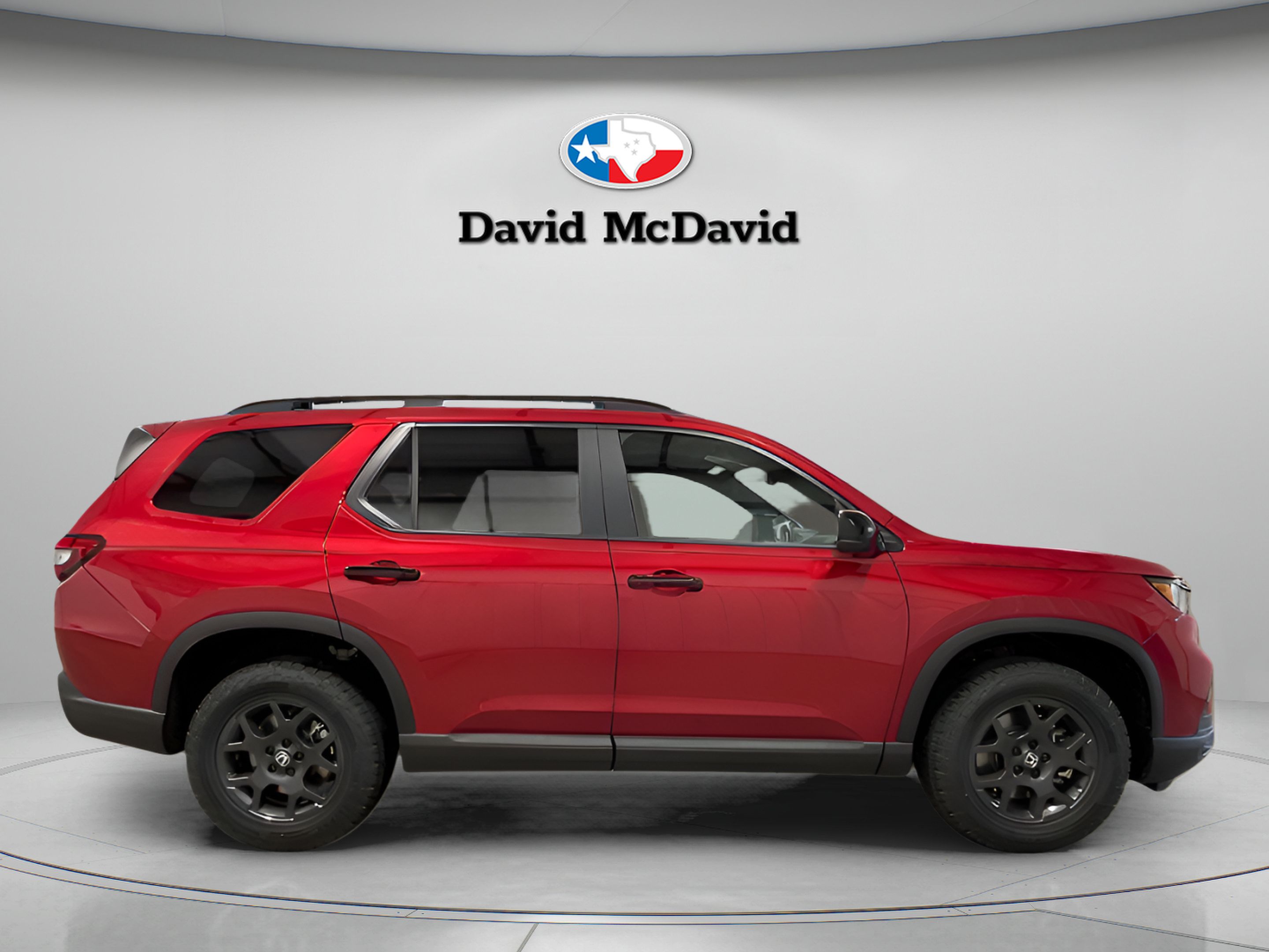 Used 2025 Honda Pilot TrailSport image 7