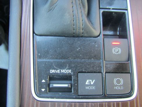 Used 2022 Toyota Sienna LE FWD image 15