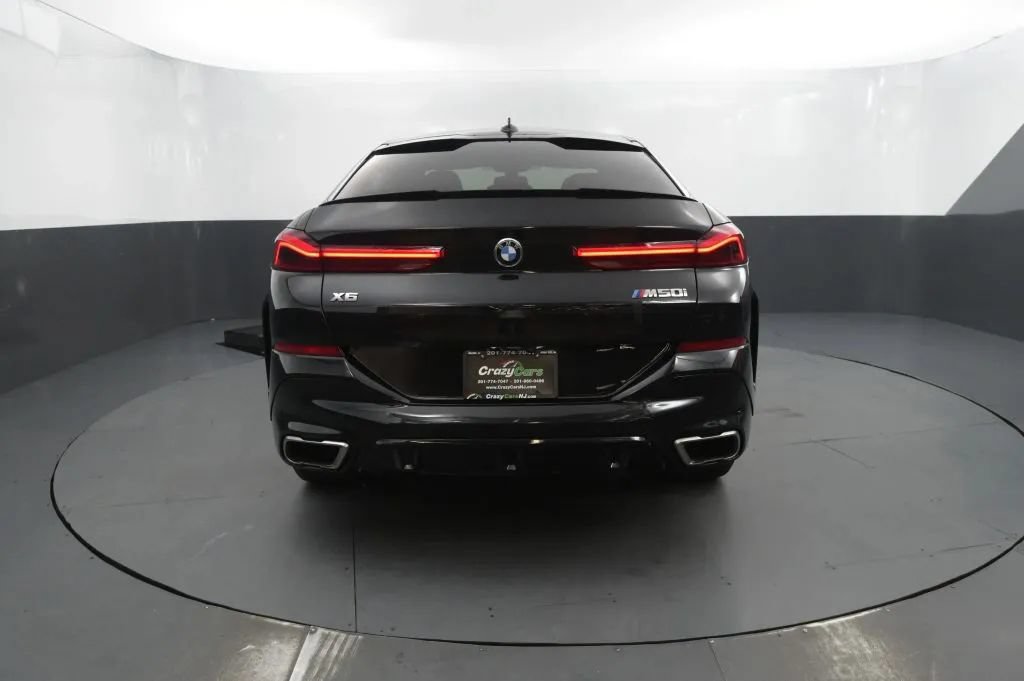 Used 2021 BMW X6 M50i AWD/4WD image 4