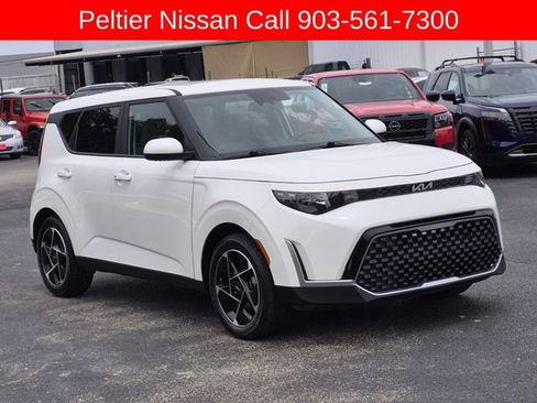 Used 2025 Kia Soul EX FWD image 1