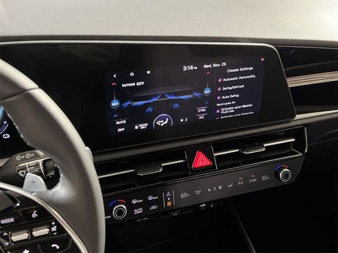 New 2026 Kia Niro EX image 19
