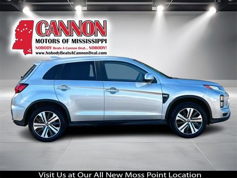 Used 2023 Mitsubishi Outlander Sport ES image 6