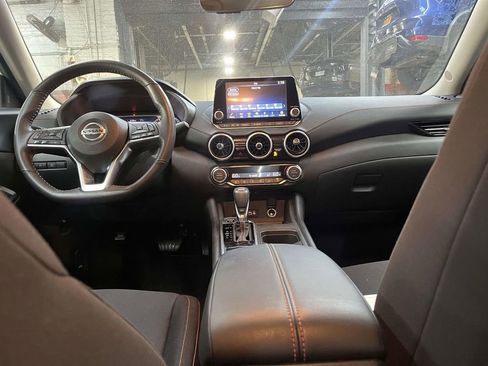 Used 2023 Nissan Sentra SR w/ Electronics Package FWD image 12