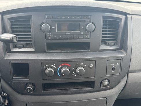 Used 2007 Dodge Ram 2500 Truck ST w/ Trailer Tow Group image 19