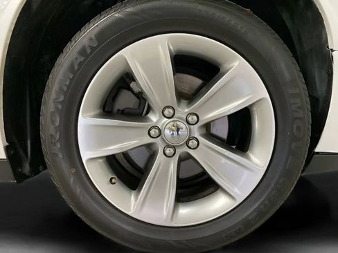 Used 2021 Dodge Challenger SXT RWD image 26