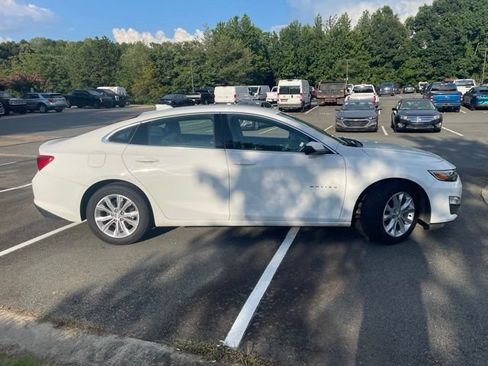Used 2023 Chevrolet Malibu LT FWD image 6