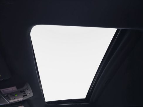 Used 2021 Lexus GX 460 Premium w/ Premium Package image 29