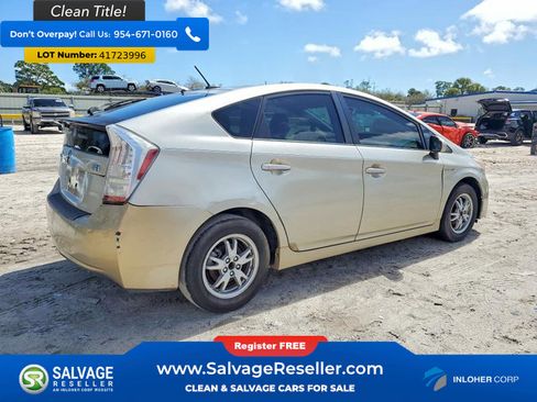 Used 2011 Toyota Prius Two image 4