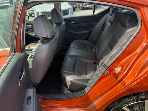 Used 2020 Nissan Altima 2.5 SR FWD image 10