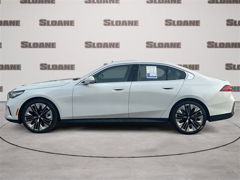 Certified 2025 BMW 530i xDrive w/ Premium Package image 2