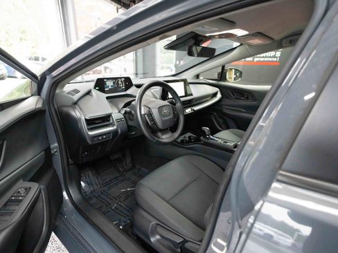 Certified 2024 Toyota Prius LE image 9