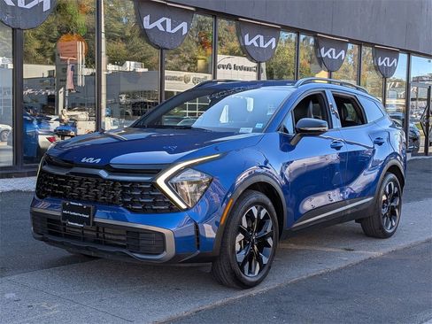 Certified 2023 Kia Sportage X-Line image 2