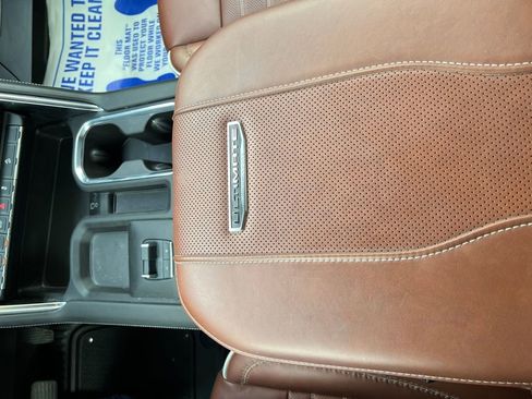 Used 2025 GMC Sierra 2500 Denali Ultimate image 33