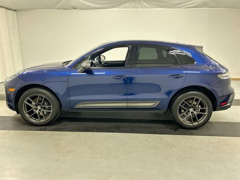 Certified 2023 Porsche Macan Turbo image 2