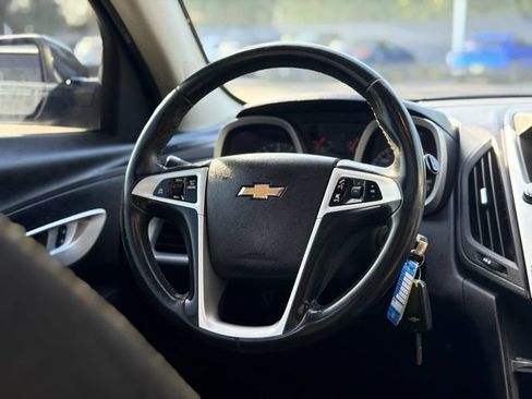 Used 2017 Chevrolet Equinox LT AWD/4WD image 22