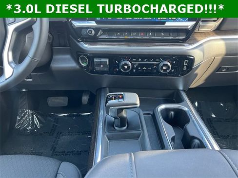 Used 2025 Chevrolet Silverado 1500 LT Trail Boss image 15