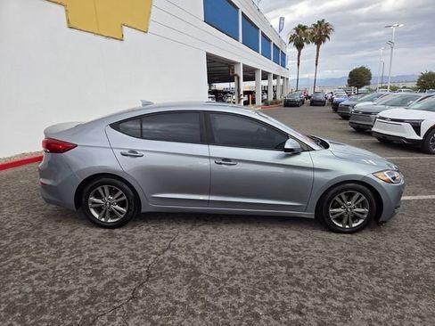 Used 2017 Hyundai Elantra SE w/ SE A/T Tech Package 03 FWD image 7