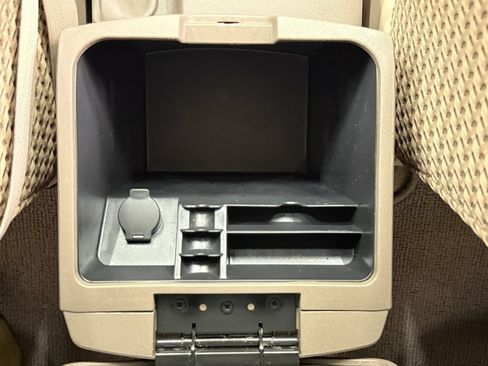 Used 2017 Nissan Frontier SV RWD image 29