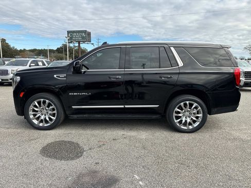Used 2021 GMC Yukon Denali image 7