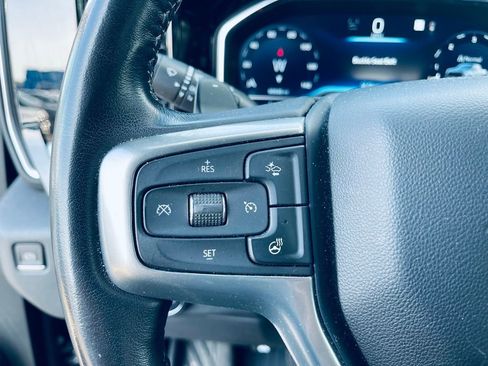 Used 2022 Chevrolet Silverado 1500 LT Trail Boss w/ LT Trail Boss Premium Package AWD/4WD image 15