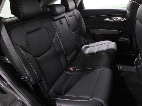 Certified 2024 Genesis GV70 2.5T w/ Advanced Package image 19