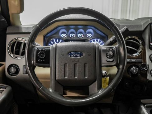 Used 2016 Ford F250 Lariat w/ Lariat Interior Package image 15
