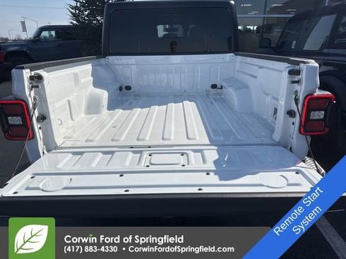 Used 2023 Jeep Gladiator Overland w/ LED Lighting Group image 6