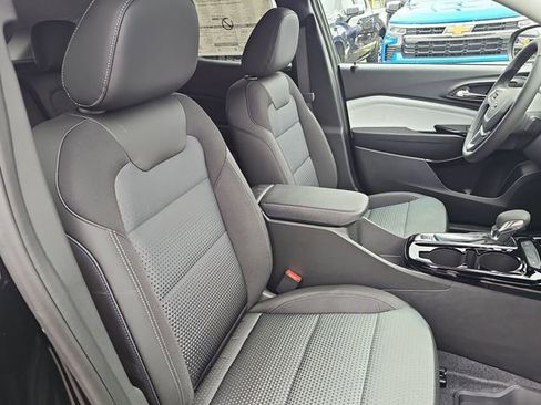 New 2026 Chevrolet Trax LT w/ Midnight Edition image 26