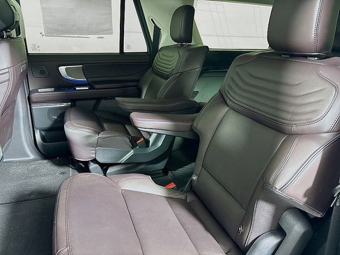 New 2026 Ford Expedition Max Platinum w/ Platinum Ultimate Package AWD/4WD image 23