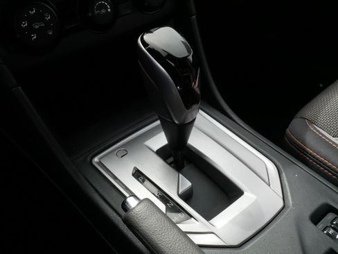 Used 2019 Subaru Crosstrek 2.0i Premium w/ Moonroof Package image 24