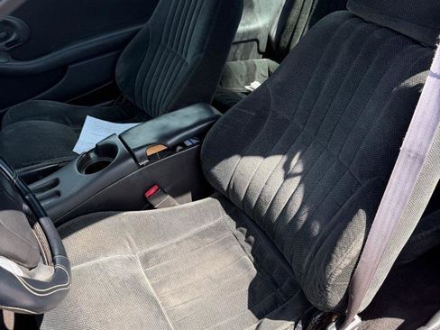 Used 2002 Pontiac Firebird Coupe w/ Opt Pkg image 5