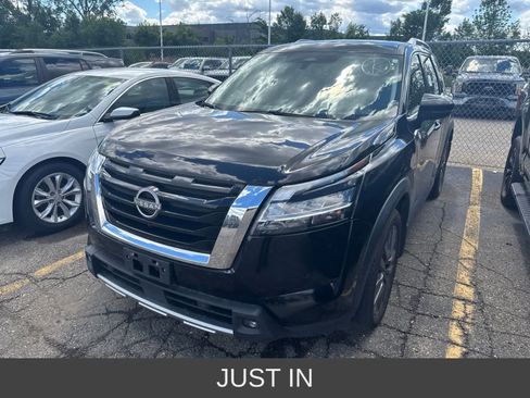 Used 2022 Nissan Pathfinder SL AWD/4WD image 22