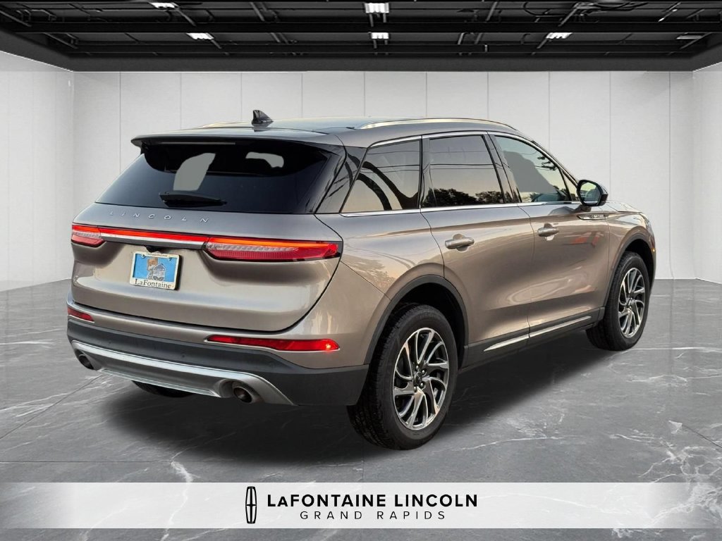 Certified 2021 Lincoln Corsair FWD w/ Equipment Group 101A image 5