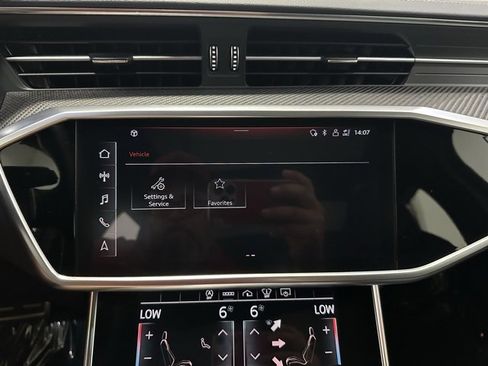 Used 2022 Audi RS 6 image 21