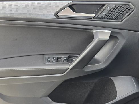 Used 2023 Volkswagen Tiguan S FWD image 29