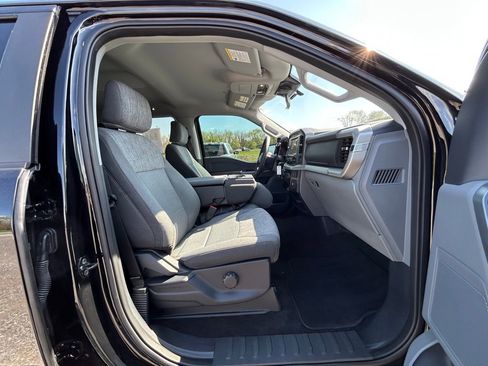 Used 2022 Ford F150 XLT w/ Trailer Tow Package image 19